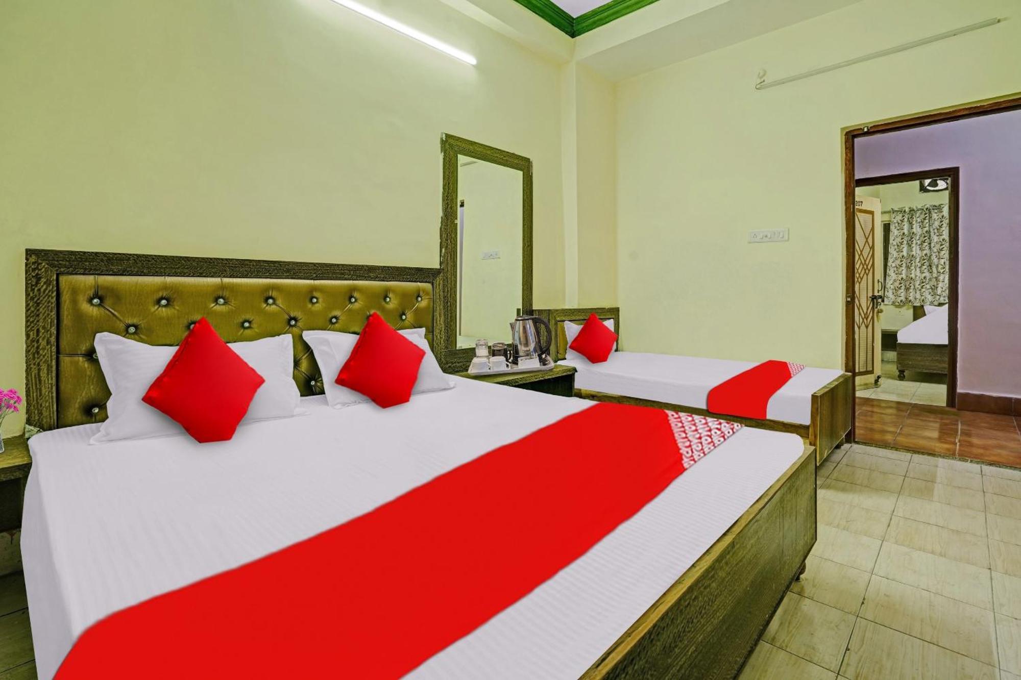 Hotel O B N Palace Rāipur Buitenkant foto